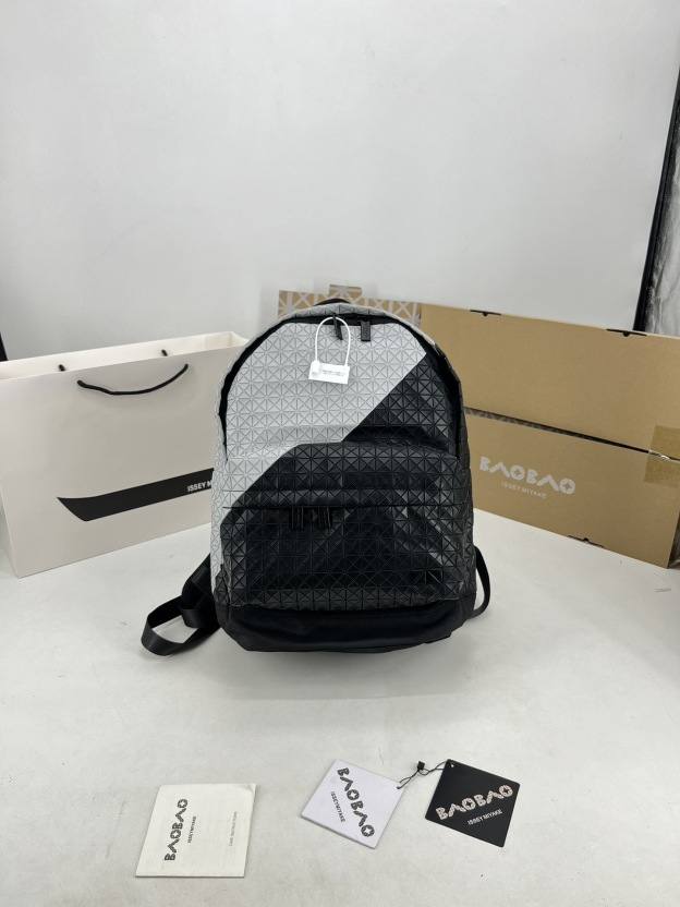 イッセイ・ミヤケ「Issey Miyake」  KURO TCHWORK リュックサック