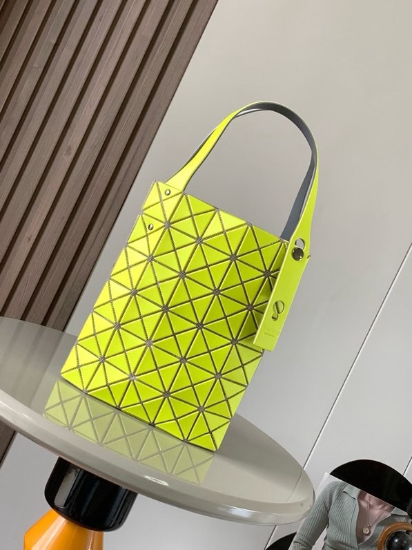 イッセイ・ミヤケ「Issey Miyake」   DUO ツインスター トートバッグ