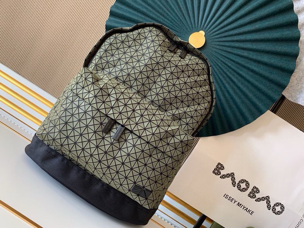 イッセイ・ミヤケ「Issey Miyake」BAO BAO KURO リュックサック