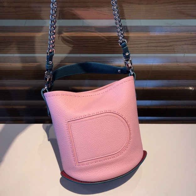 デルヴォー「Delvaux」Pin ミニバケットバッグ