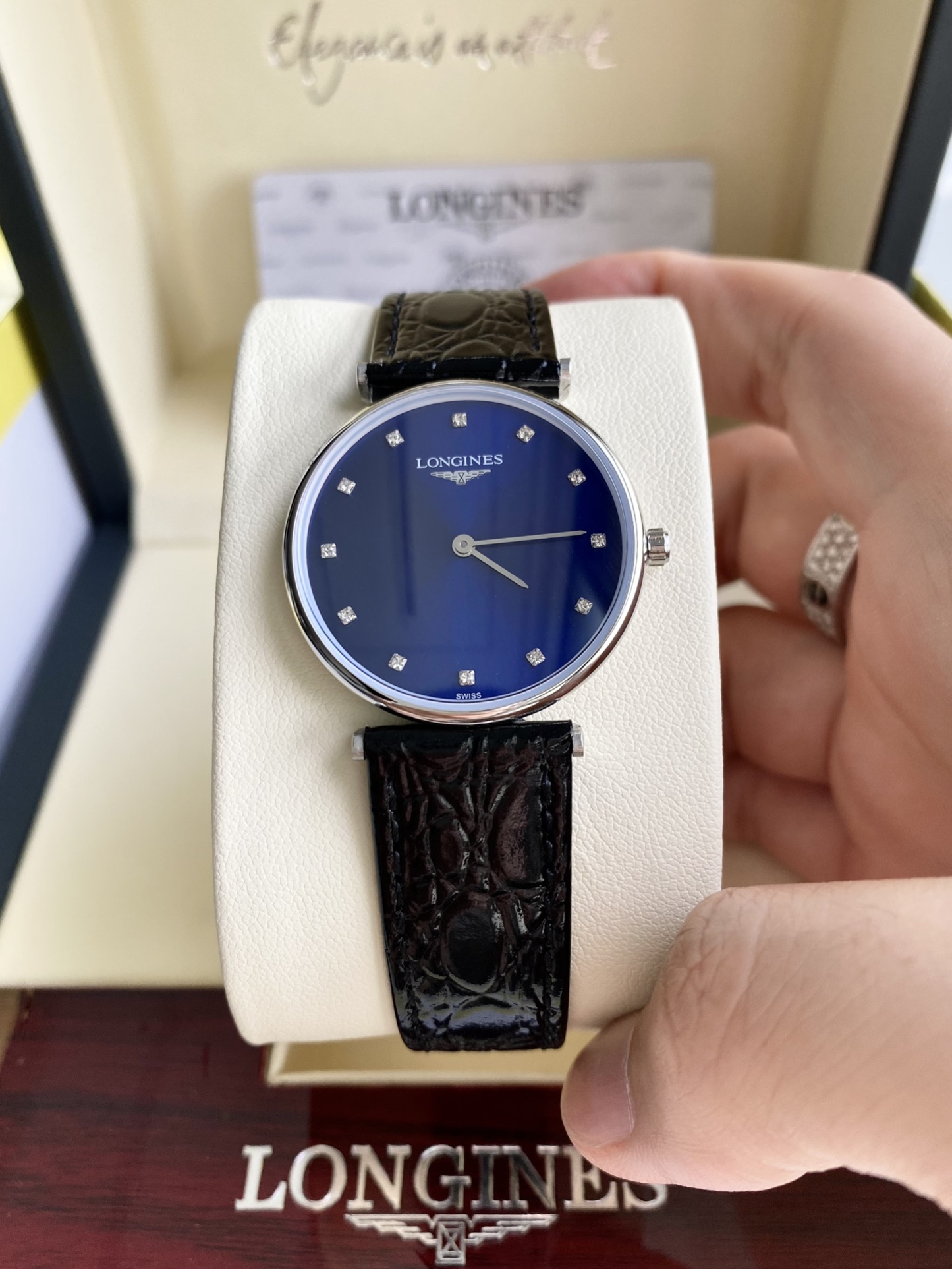 ロンジン「Longines」ラ・グランドクラシック ドゥ ロンジンレディース クォーツウォッチ 32mm
