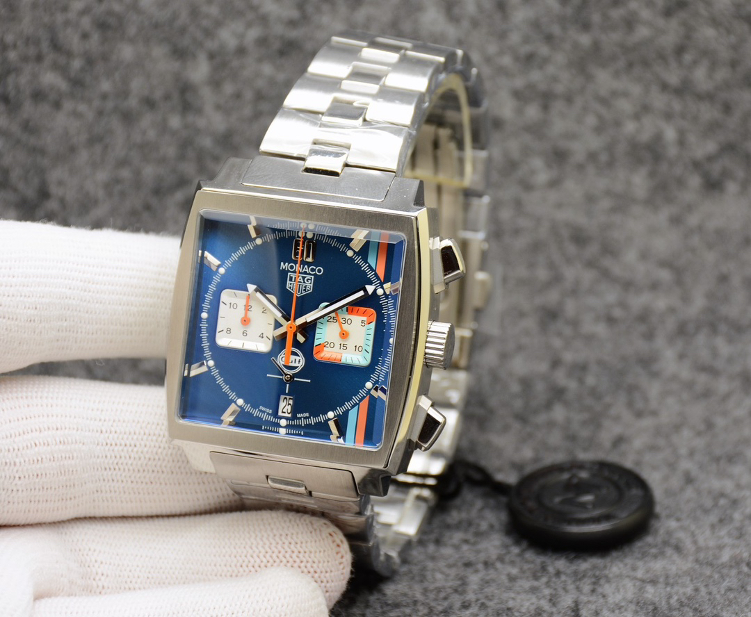 タグ・ホイヤー「TAG Heuer」カレラ クォーツ メンズウォッチ 40mm