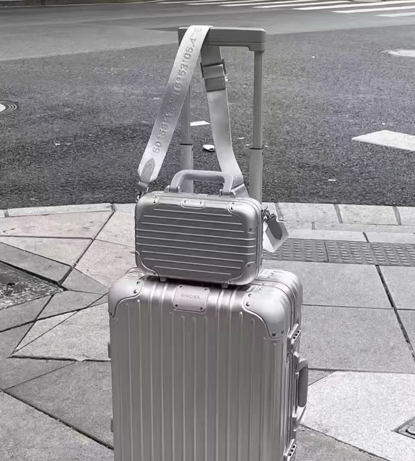 リモワ「RIMOWA」The Original Bag アルミニウムマグネシウム合金 ボックスバッグ