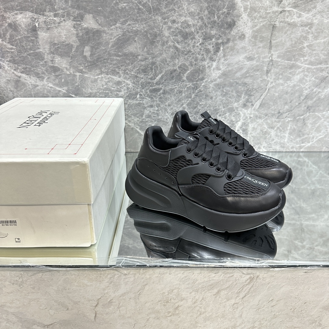 アレキサンダー・マックイーン［Alexander McQueen］Oversized Sneaker "Blue Crocodile" スニーカー