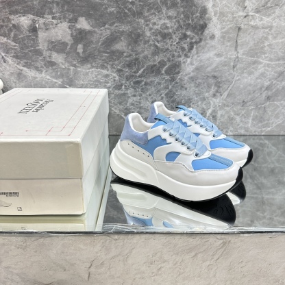 アレキサンダー・マックイーン［Alexander McQueen］Oversized Sneaker "Blue Crocodile" スニーカー