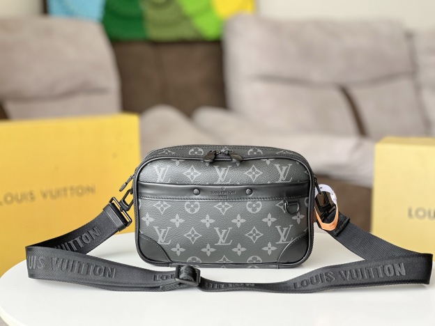 ルイ・ヴィトン(Louis Vuitton)　アルファメッセンジャーバッグ　m46955