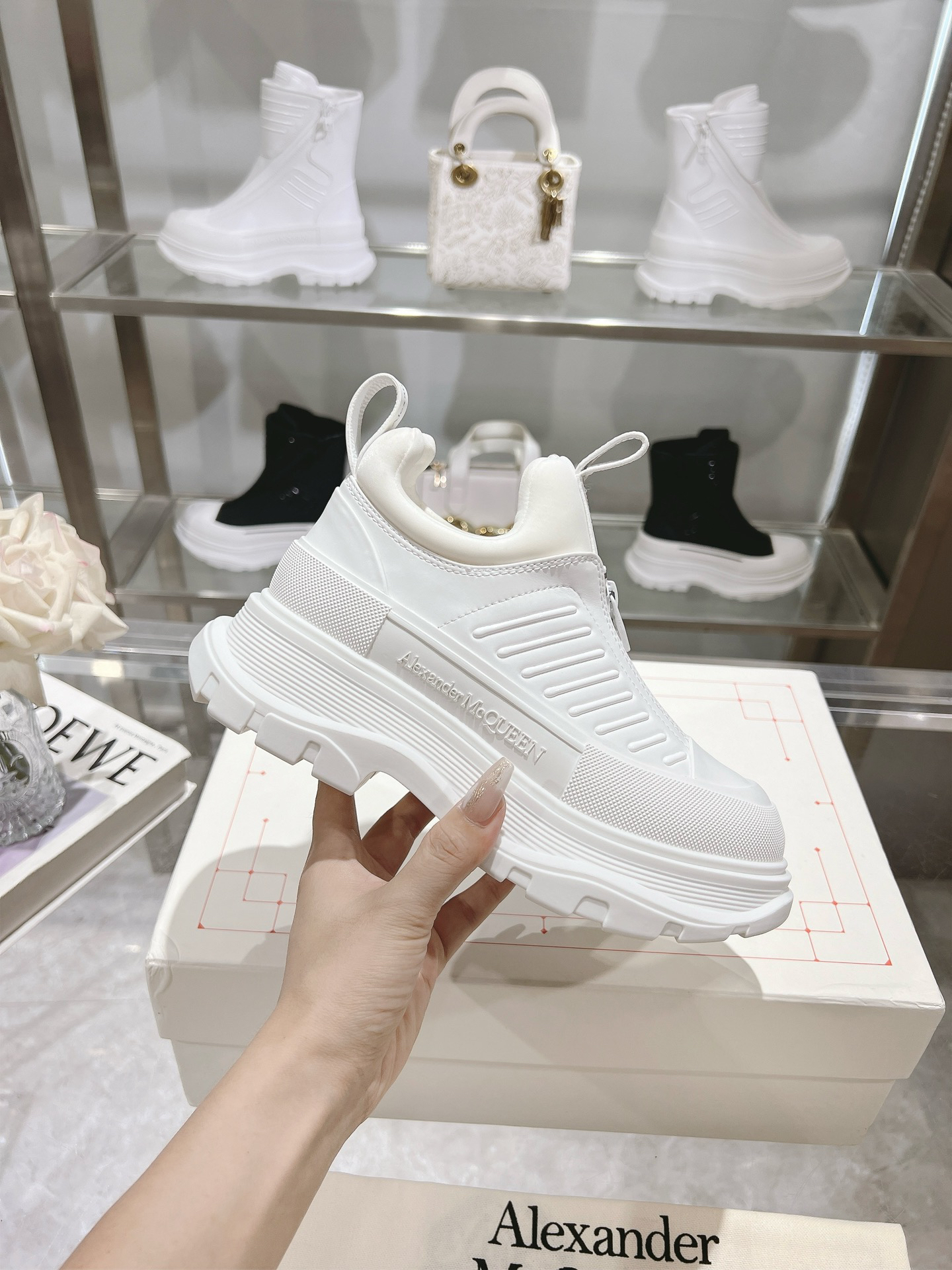 アレキサンダー・マックイーン［Alexander McQueen］Trail-Inspired Sneaker "Tech Waterproof" スニーカー