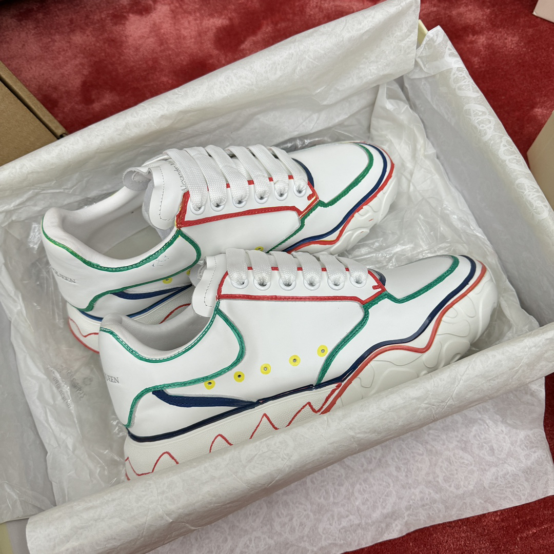 アレキサンダー・マックイーン［Alexander McQueen］Oversized Sneaker "Silk Gloss Leather" スニーカー