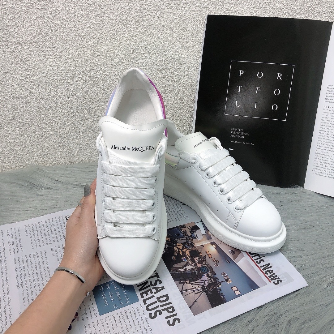 アレキサンダー・マックイーン［Alexander McQueen］Oversized Sneaker "Fluffy-Trim White" スニーカー