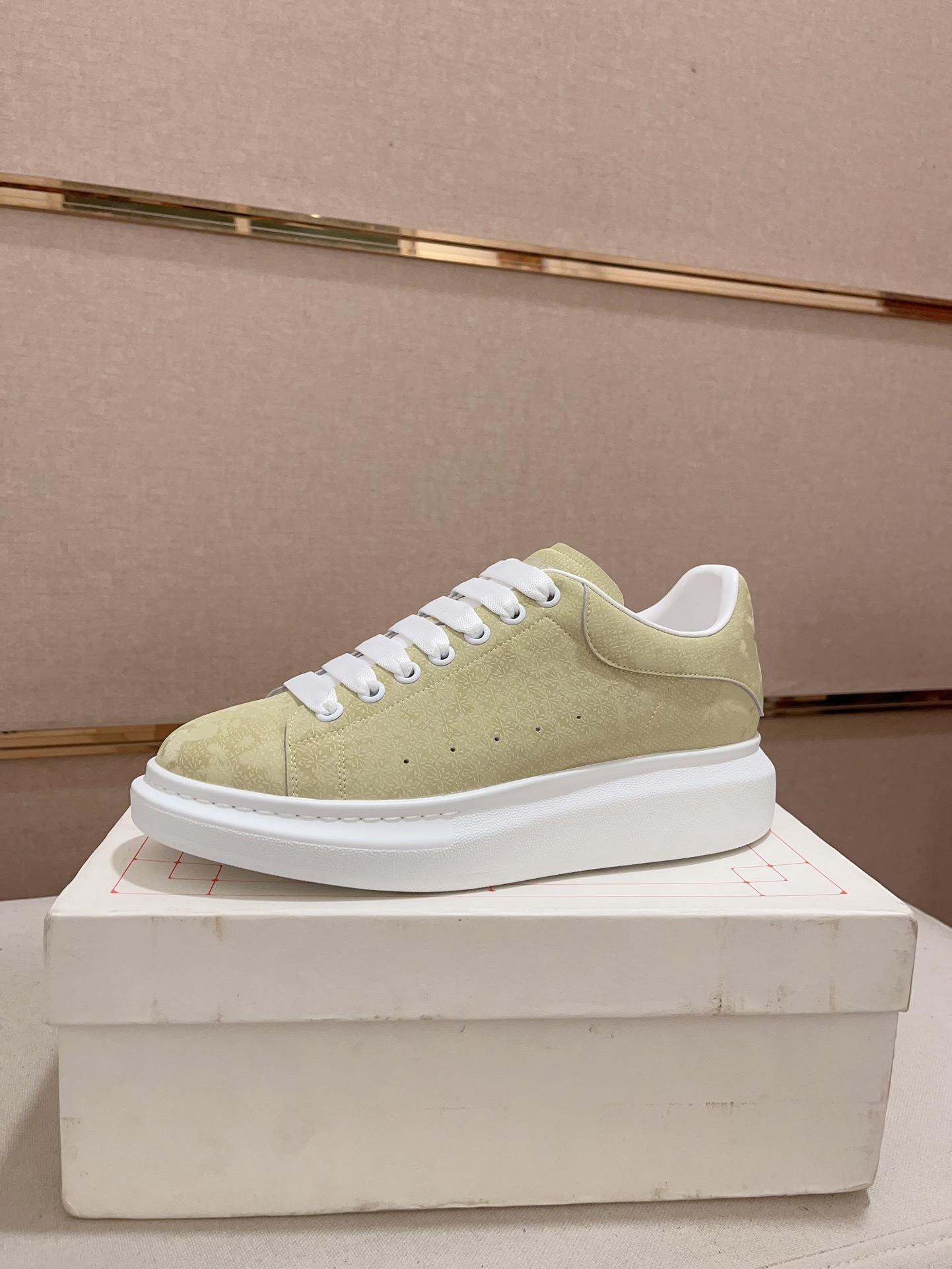 アレキサンダー・マックイーン［Alexander McQueen］Oversized Sneaker スニーカー