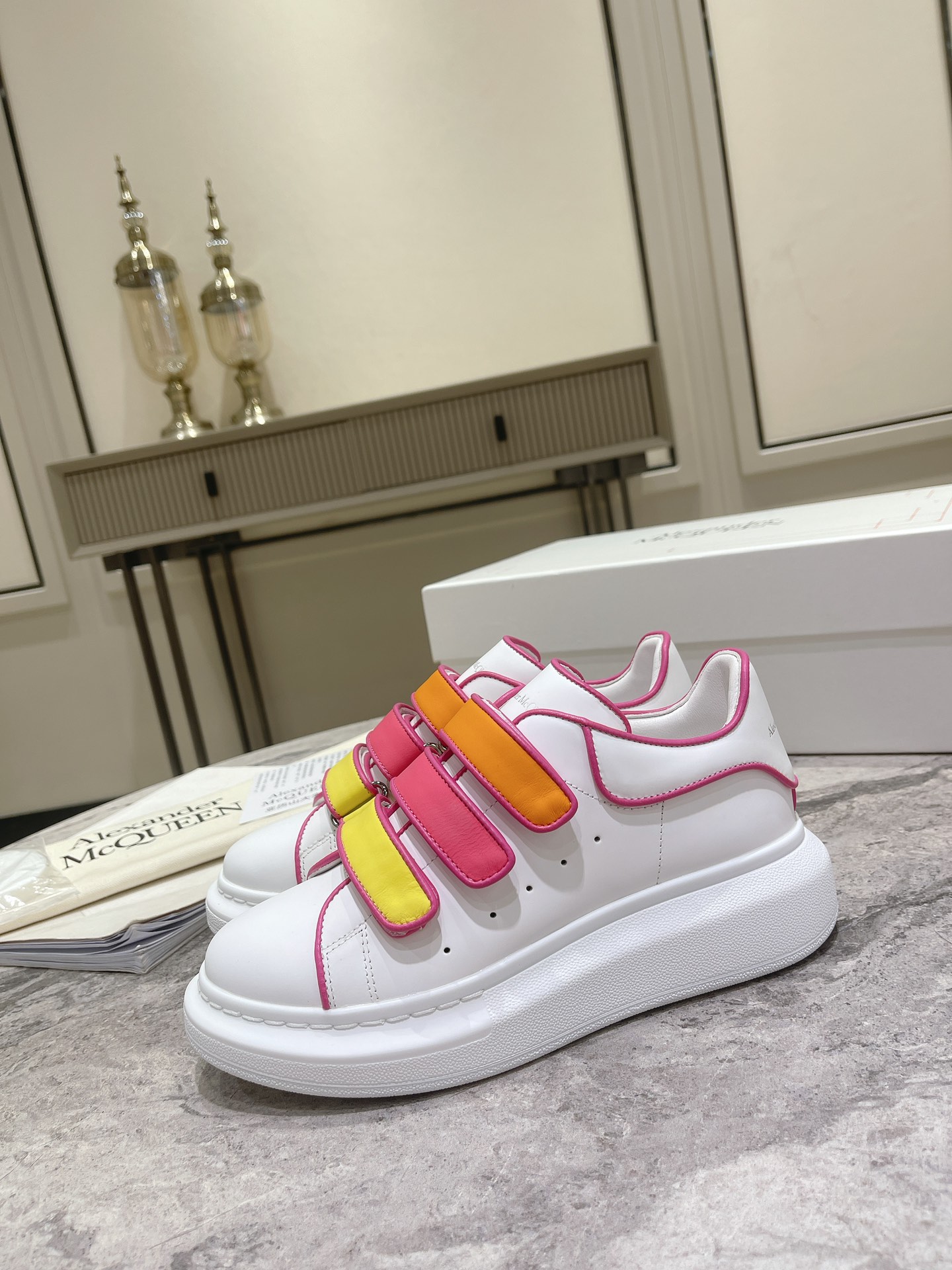 アレキサンダー・マックイーン［Alexander McQueen］Oversized Sneaker スニーカー