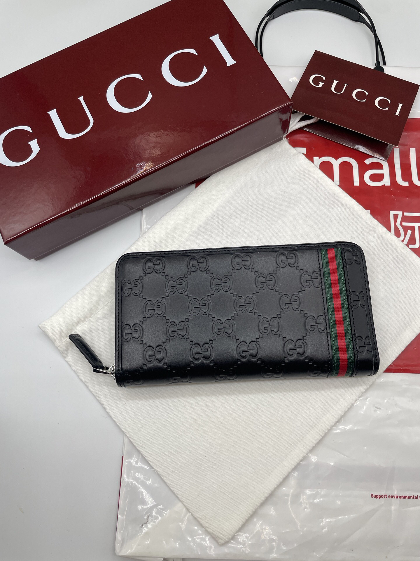 グッチ「Gucci」 オフィディア GG コンチネンタルウォレット