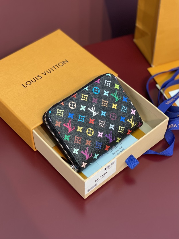 ルイ・ヴィトン「Louis Vuitton」LV × TM ジッピー･コイン パース