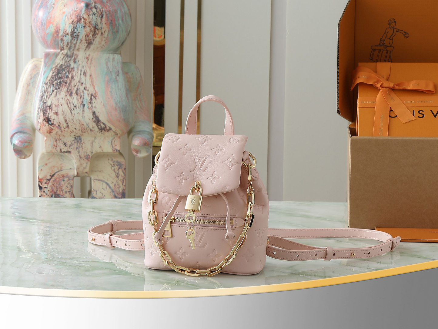 ルイ・ヴィトン「Louis Vuitton」COUSSIN BACKPACK ミニバッグ