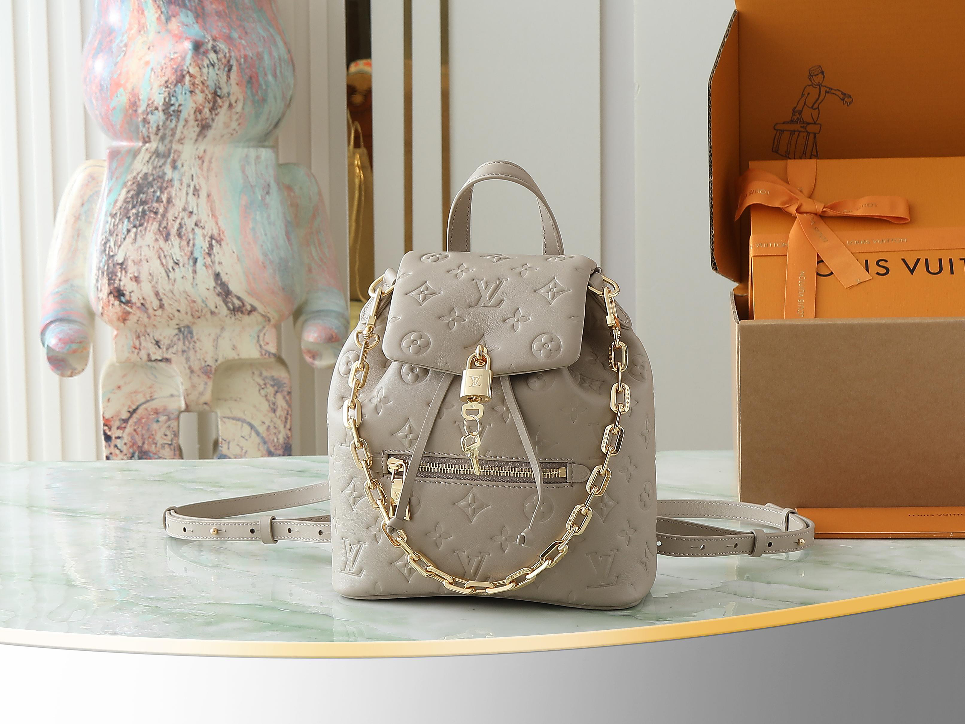 ルイ・ヴィトン「Louis Vuitton」COUSSIN BACKPACK ミニバッグ