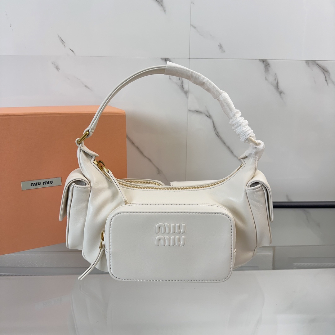 [Copy]ミュウミュウ「Miu Miu」Matelassé バイカー バッグ