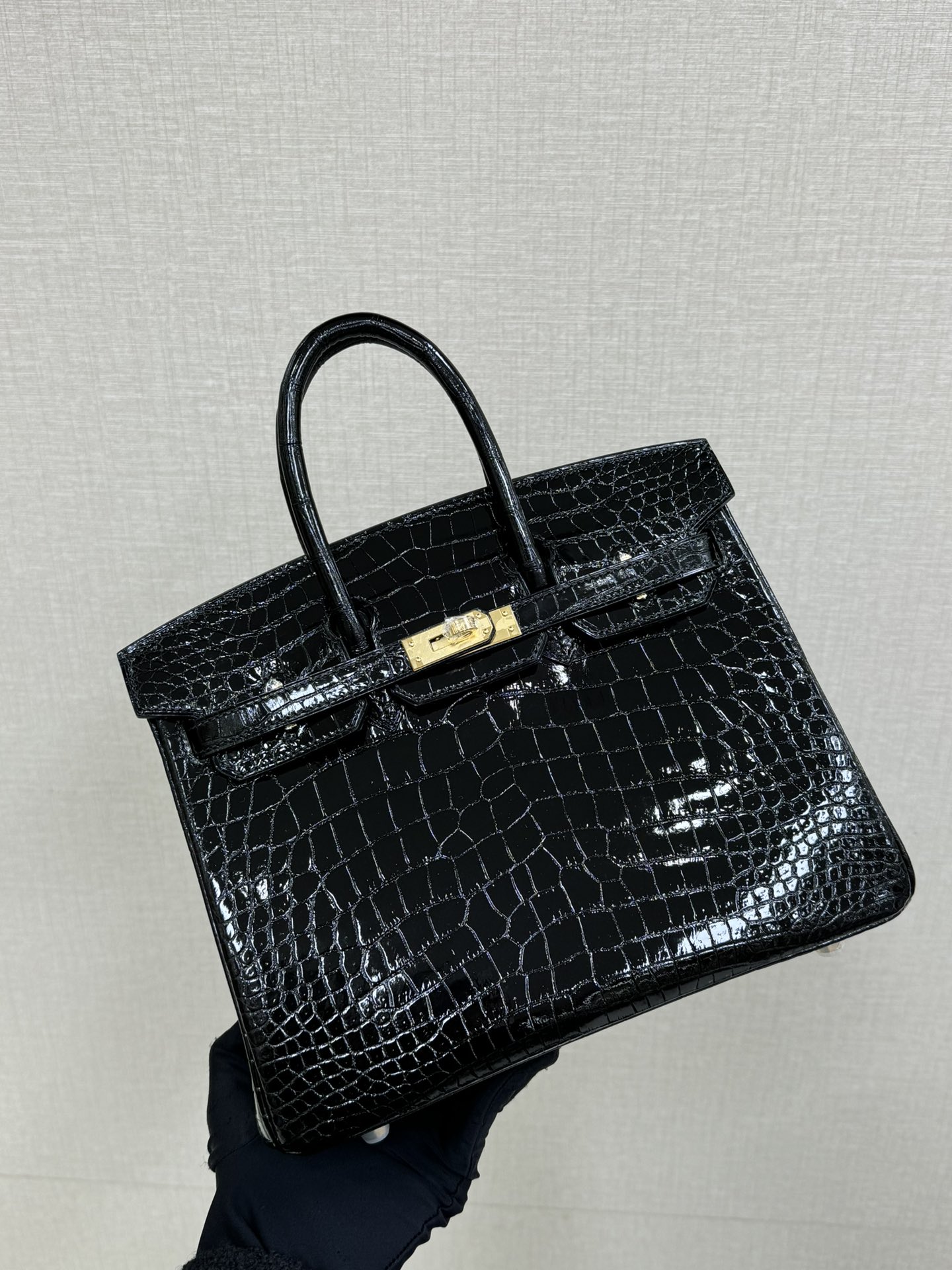 エルメス「Hermès」ノワール ミロワール クロコダイル レザー バッグ