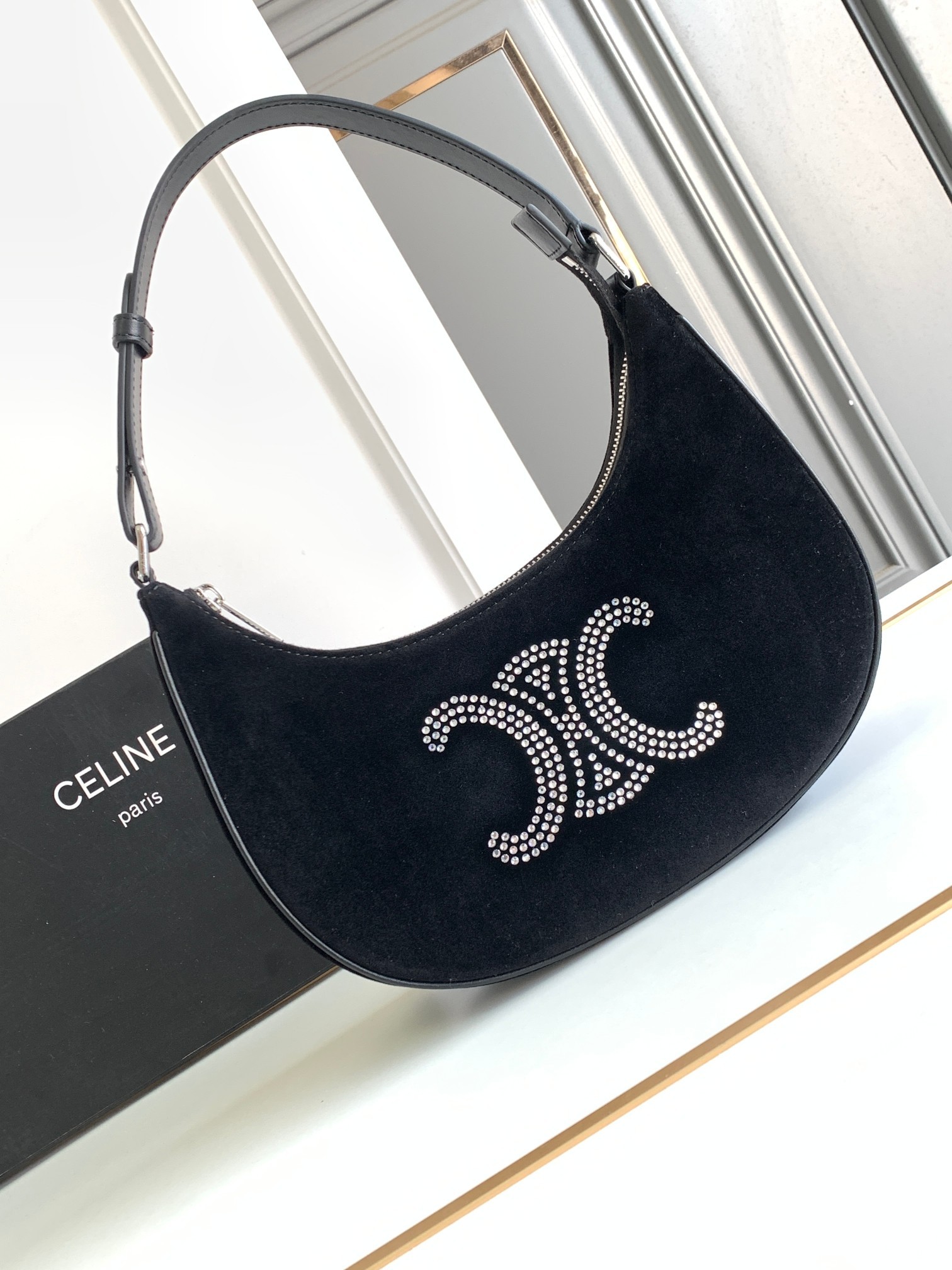 セリーヌ「Celine」 AVA TRIOMPHE スパングル ベルベット ショルダーバッグ