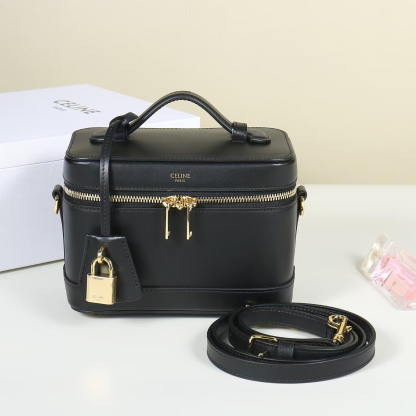 セリーヌ「Celine」 VANITY レザー コスメティック ケース