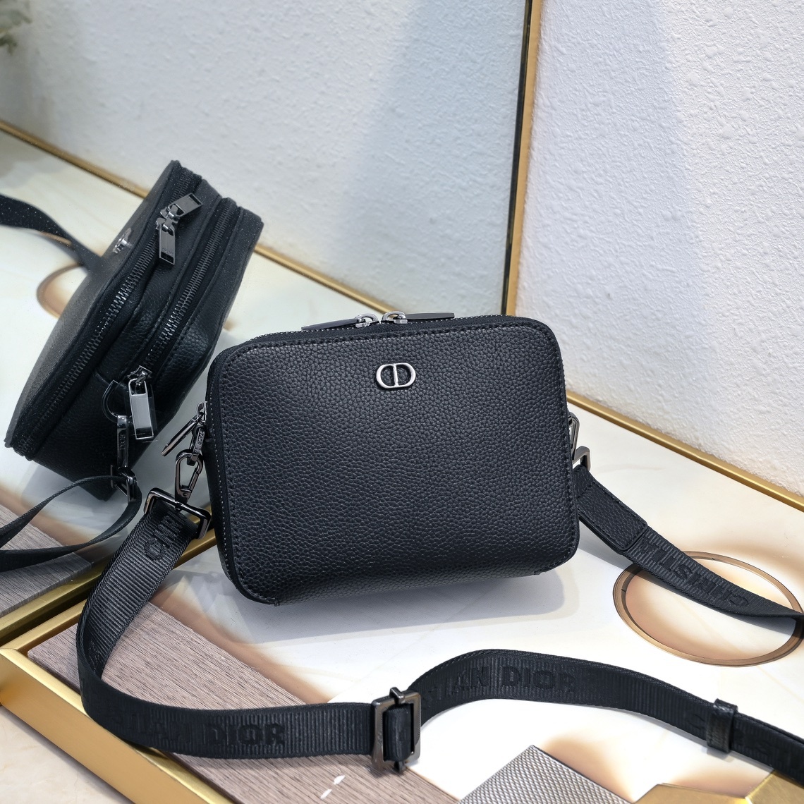 ディオール「Dior」Oblique 2024 ダブルジップ カメラバッグ