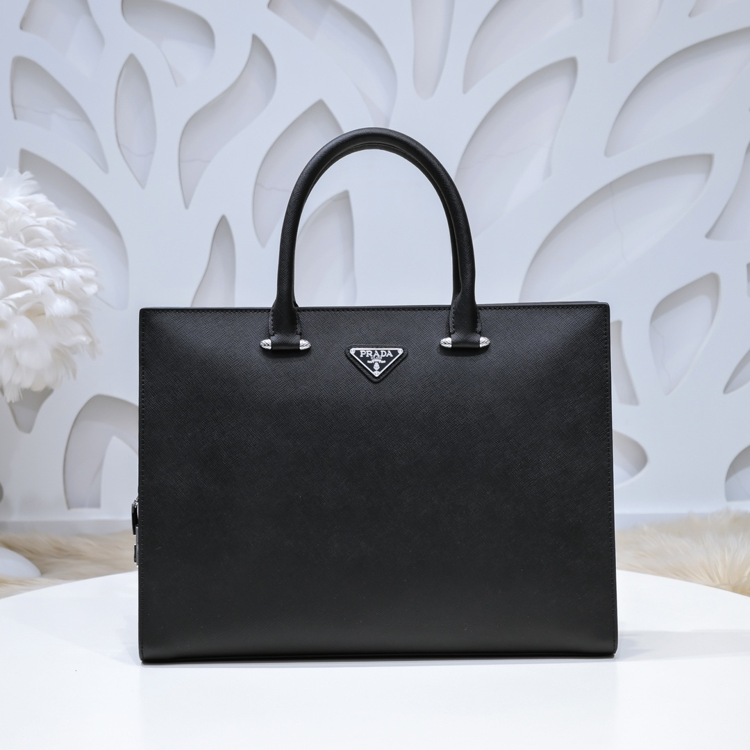 プラダ「Prada」Re-Nylon 2025 メンズ ビジネスバッグ