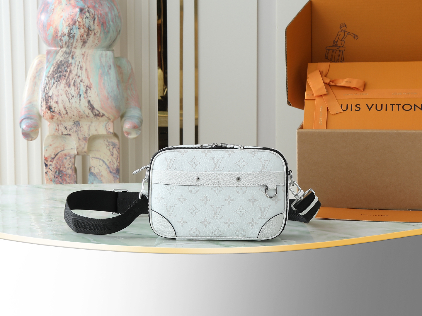 ルイ・ヴィトン「Louis Vuitton」カメラバッグ モノグラム エクリプス