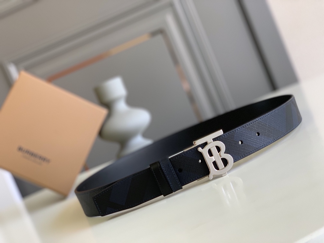バーバリー「Burberry」フックTBベルト 2色