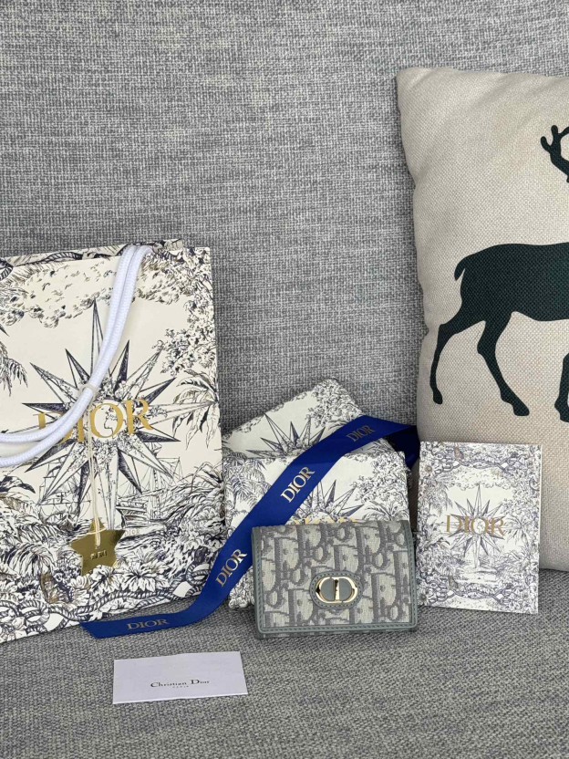 ディオール「Dior」カロ カードケース ソフトカーフレザー カナージュステッチ