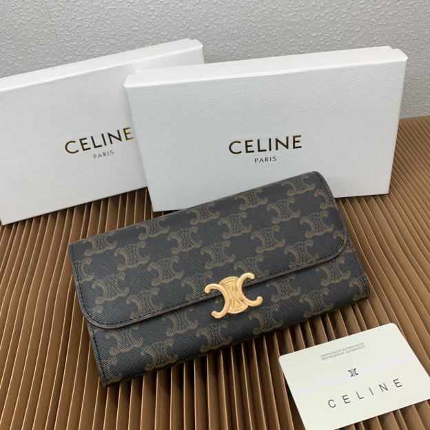 セリーヌ「Celine」トライアンンフェ ラージ グレーズドレザー ウォレット