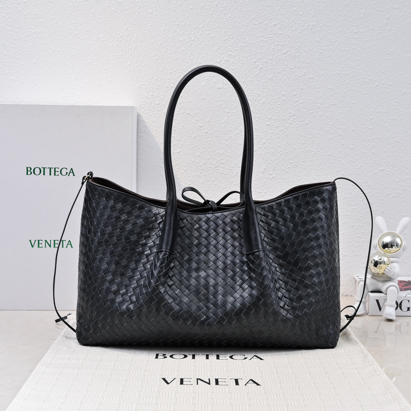 ボッテガ・ヴェネタ「Bottega Veneta」ピナコテカ トートバッグ ミディアム イントレチャート レザー