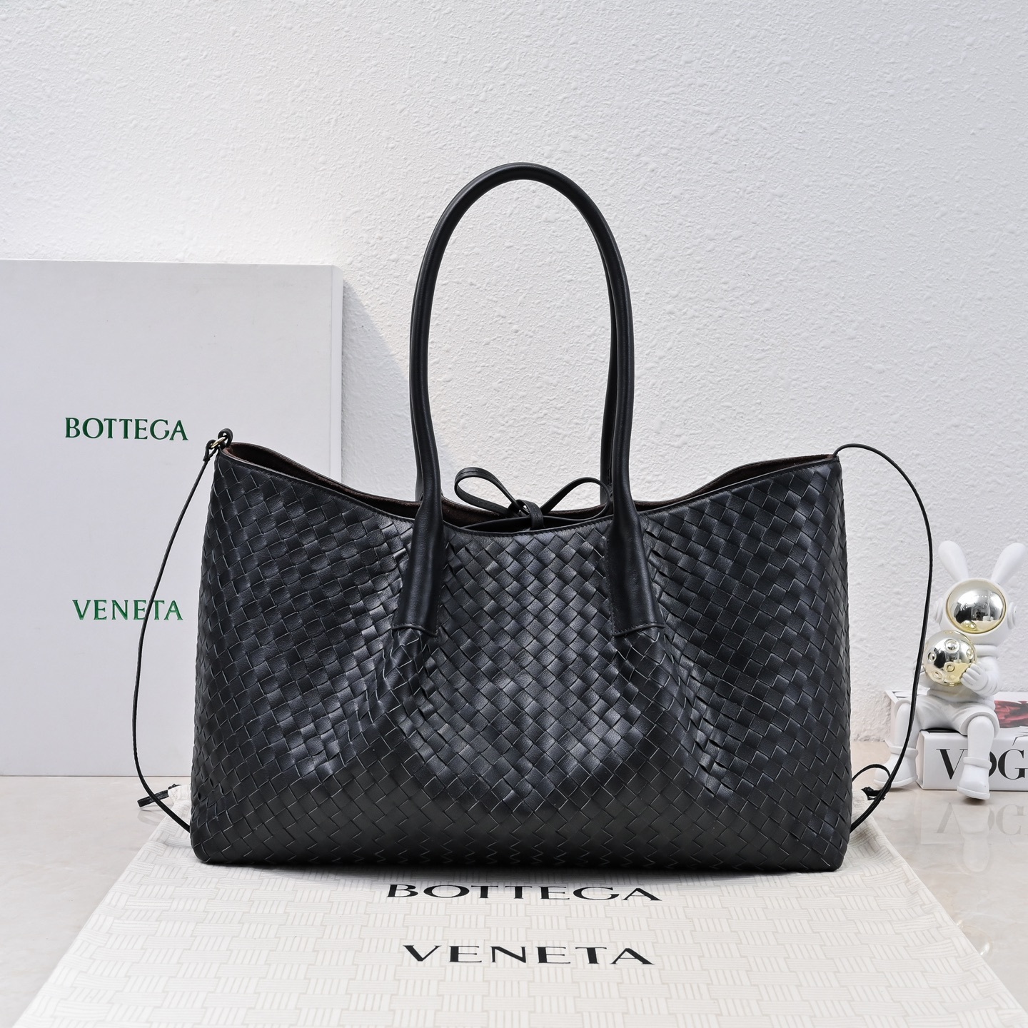 ボッテガ・ヴェネタ「Bottega Veneta」ピナコテカ トートバッグ ミディアム イントレチャート レザー