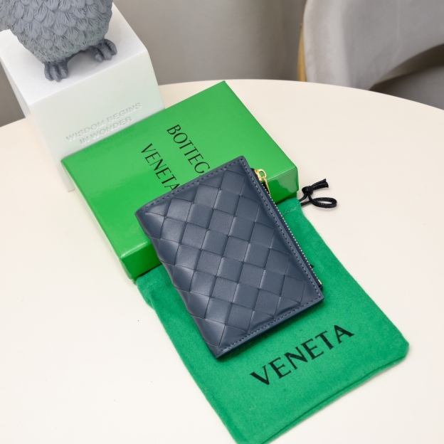 ボッテガ・ヴェネタ「Bottega Veneta」イントレチャート レザー コンコンパクトウォレット