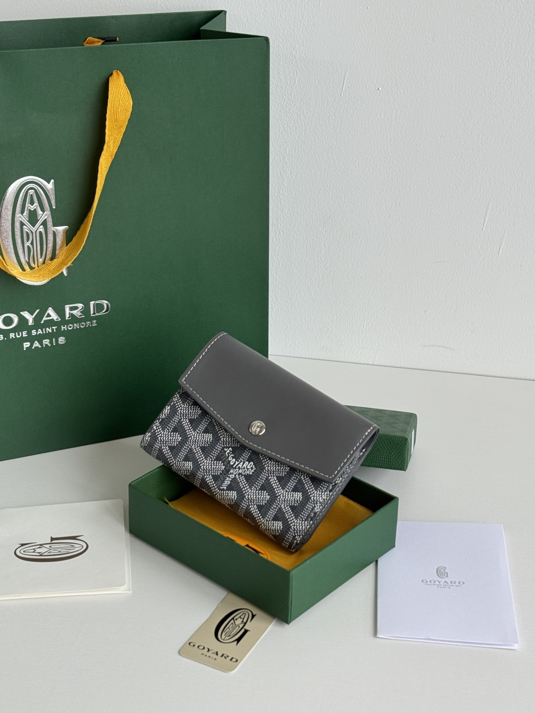 ゴヤール「Goyard」Saint Pierre 財布