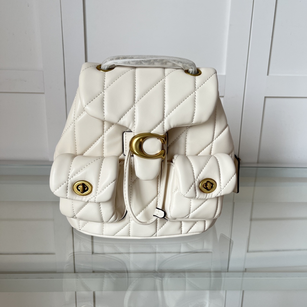 コーチ「Coach」Tabby ミニ バックパック