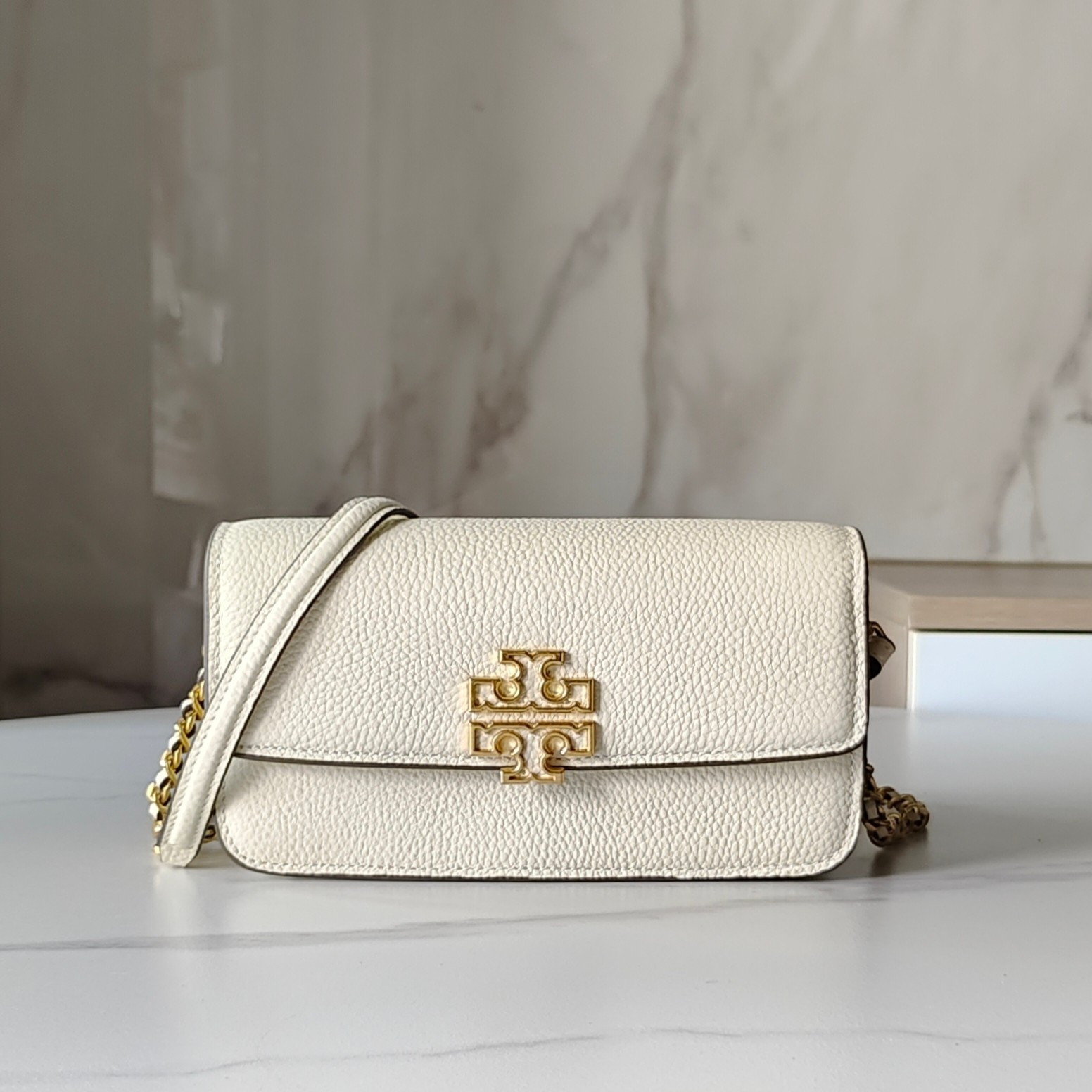 トリー バーチ「Tory Burch」  Britten ショルダーバッグ