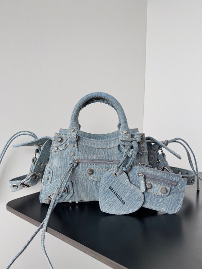 バレンシアガ「Balenciaga」Denim Motocross Bag