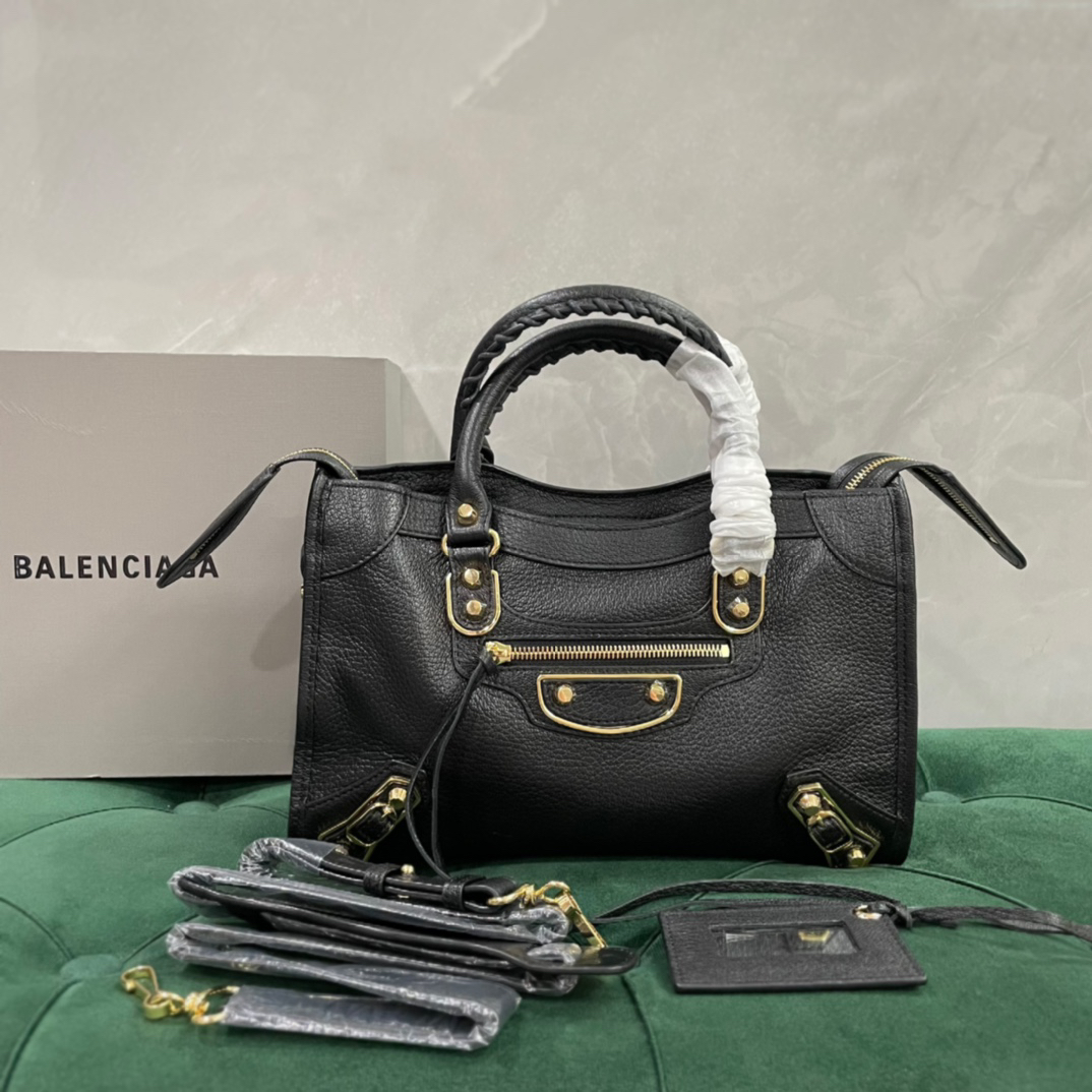 バレンシアガ「Balenciaga」Motocross Bag