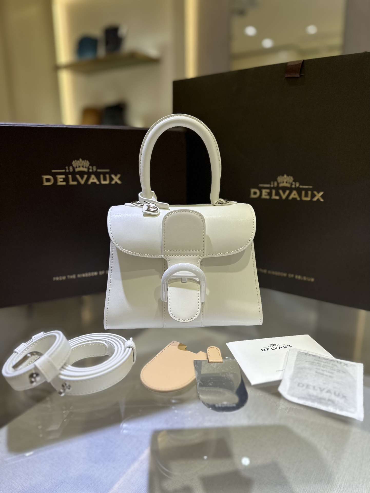 デルヴォー「Delvaux」Shoulder Bag