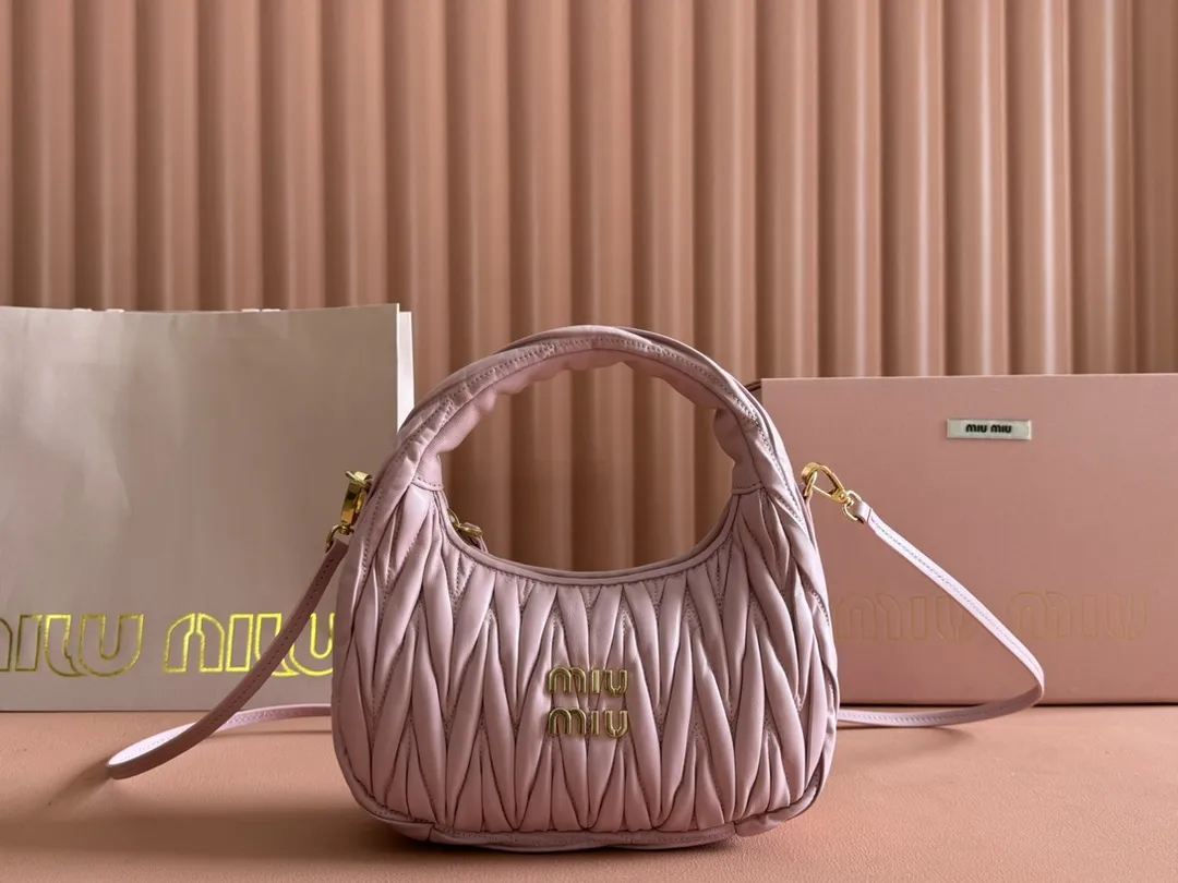ミュウ ミウ「Miu Miu」 ミニ Wander ハンドバッグ