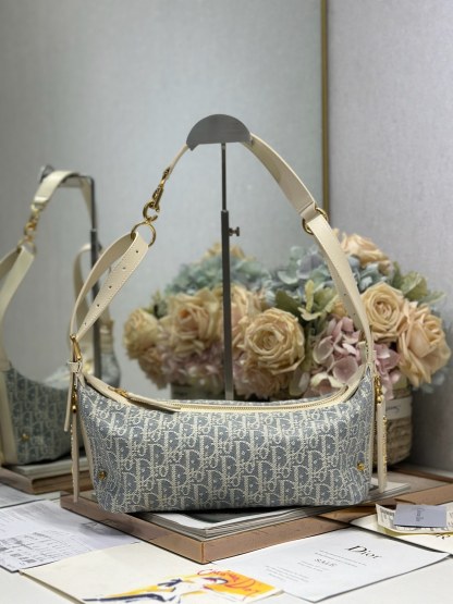 ディオール「Dior」 D-Journey ショルダーバッグ