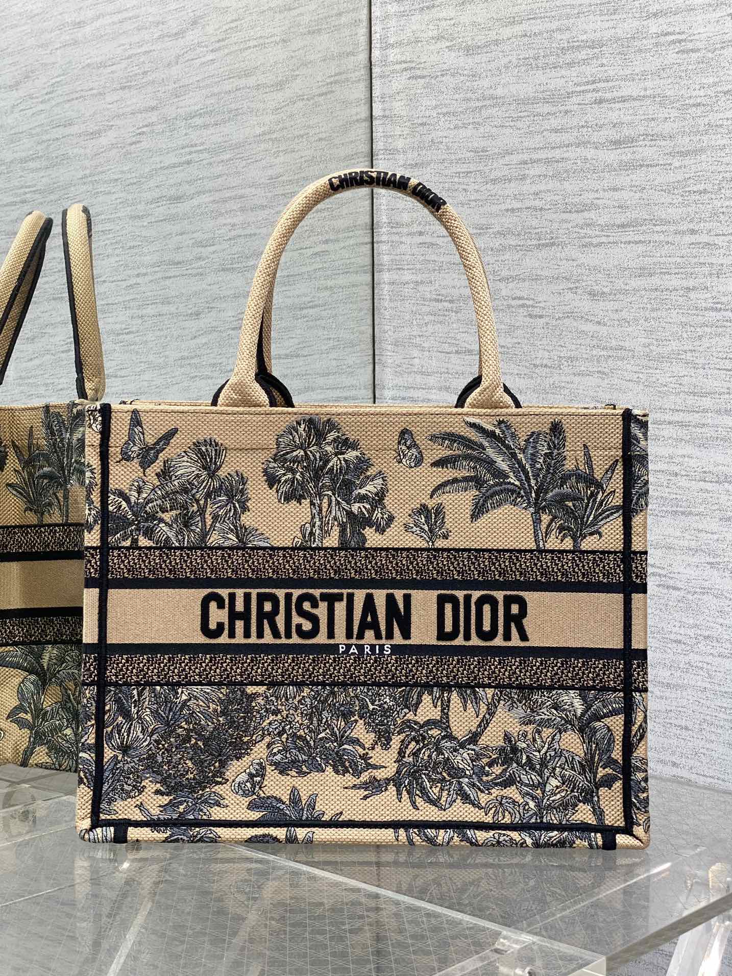 ディオール「Dior」 サマートートバッグ