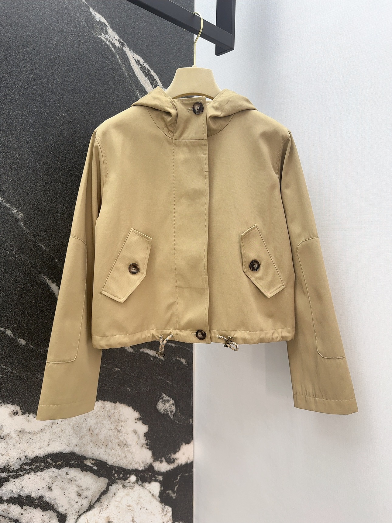 バーバリー「Burberry」25SS ショート フーデッド トレンチコート