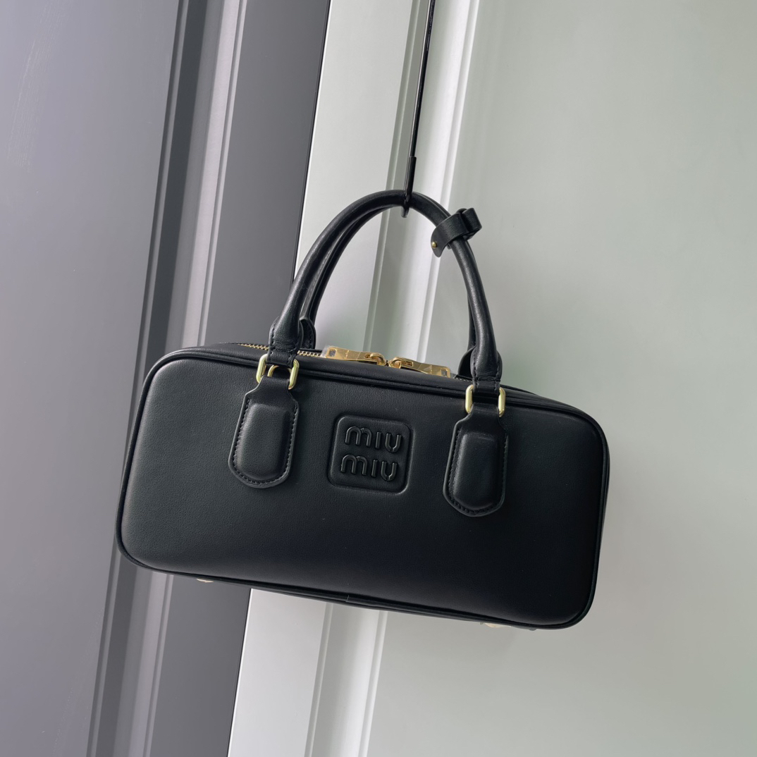 ミュウミュウ「Miu Miu」ボストンボウリングバッグレディースショルダーバッグ