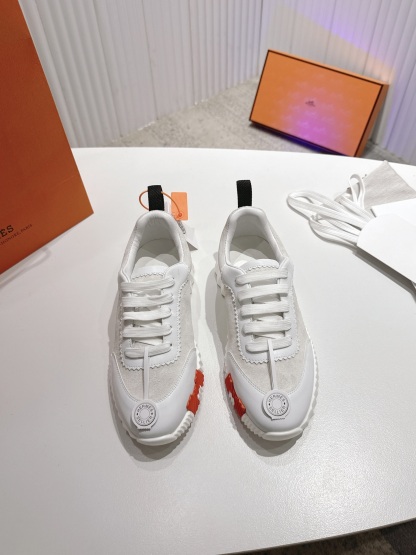 エルメス［Hermès］【カップルに大人気】 おしゃれなペアスニーカー 男女兼用