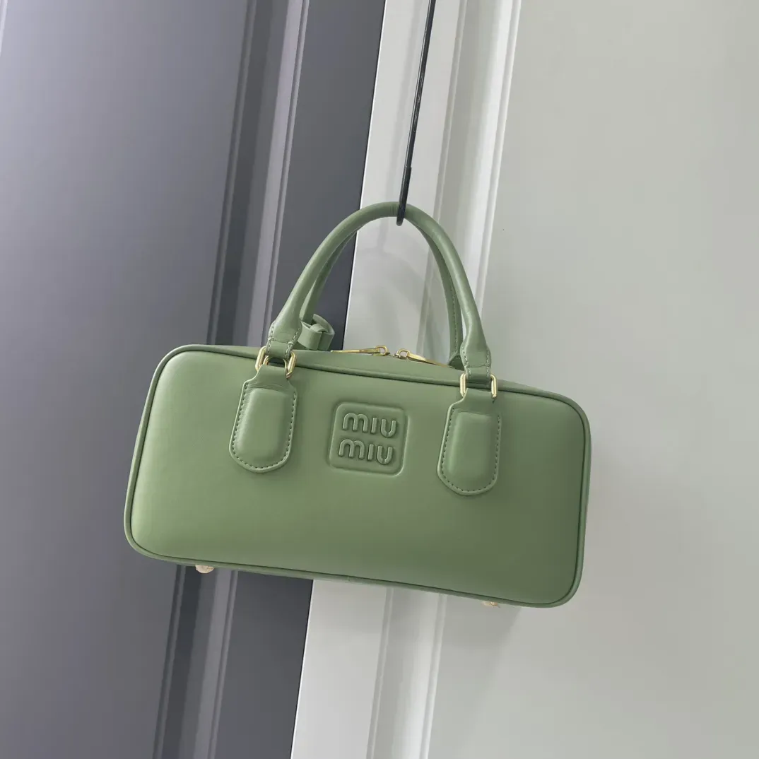 ミュウミュウ「Miu Miu」ボストンボウリングバッグレディースショルダーバッグ