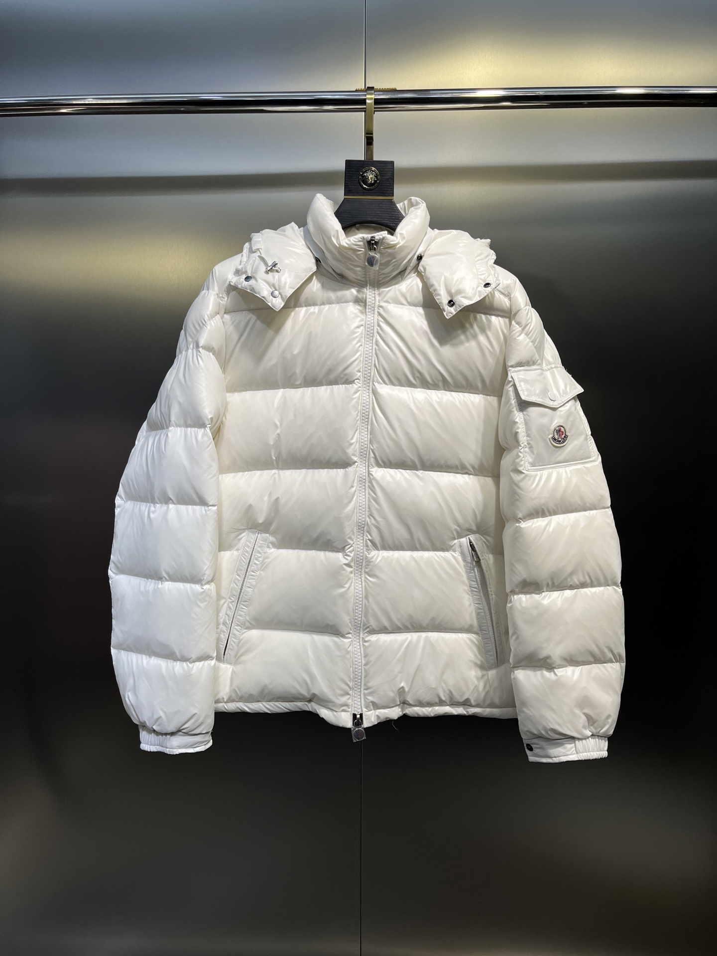 モンクレール「Moncler」Maya ダウンジャケット