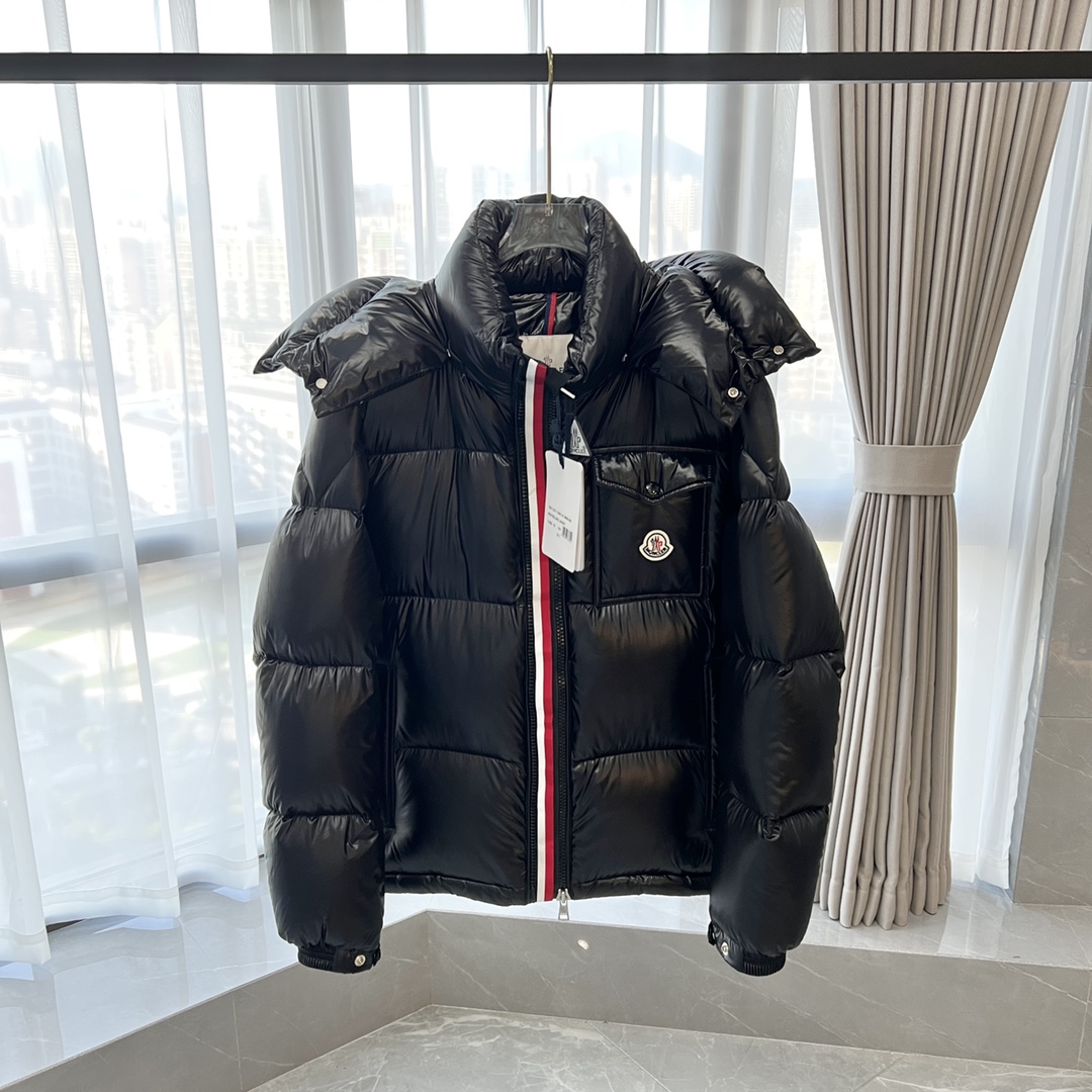 モンクレール「Moncler」トリコロールストラップ ダウンジャケット