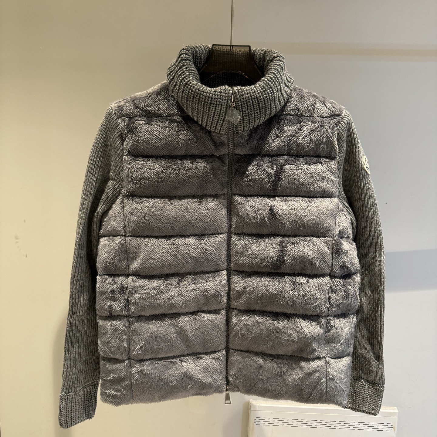 モンクレール「Moncler」パネルジップアップ ダウンジャケット