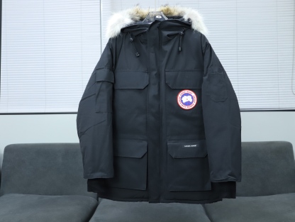 カナダグース「Canada Goose」Expedition Parka 08