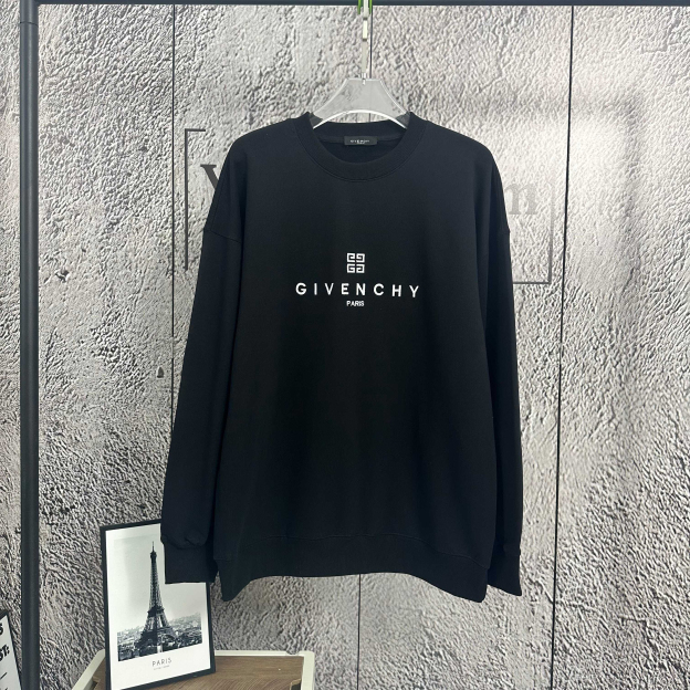 ジバンシィ「Givenchy」ニット カラー スウェットシャツ